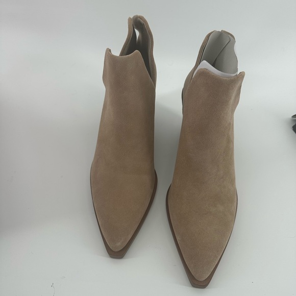 New Vince Camuto Ankle Boots Womens Gigietta Suede Heeled Western Booties 8.5 - Picture 3 of 5